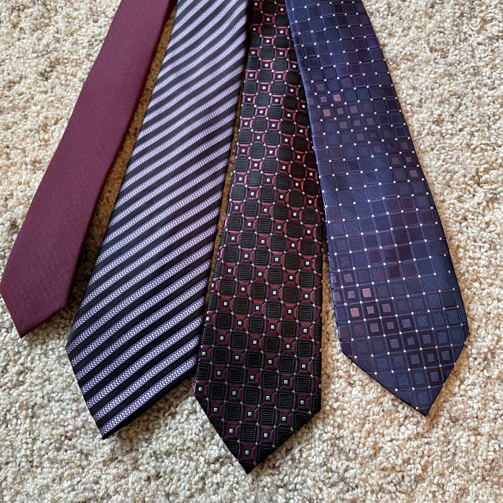 Mens ties. Size tall. Variety of brands.